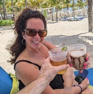 Meet your Posher, Tina